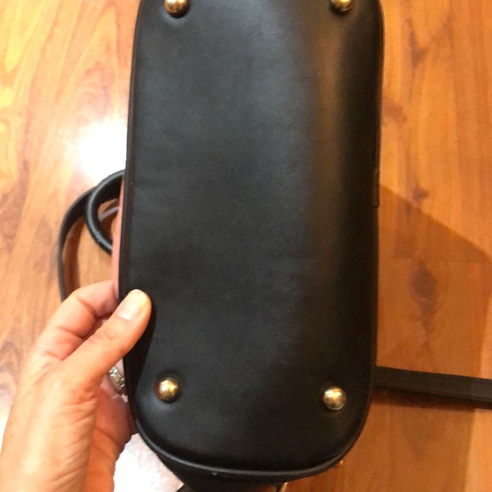Peach velvet, backpack with black faux leather - Picture 6 of 6
